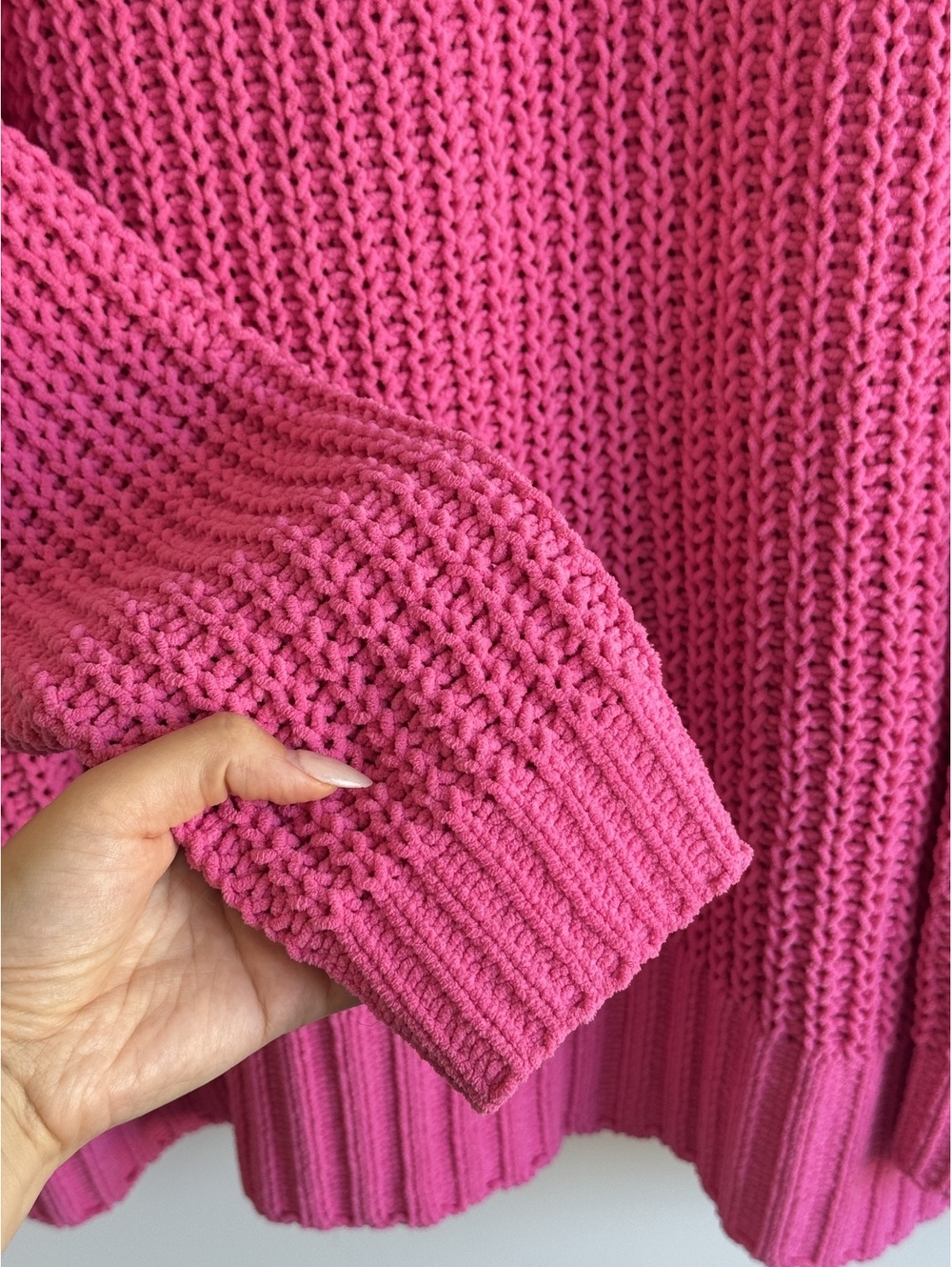 American Eagle Oversized Chenille Crewneck Sweater Hot Pink Chunky Knit Size M - Picture 3 of 9